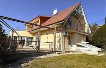 Eladó Szentendrei családi ház hirdetés (79292747)