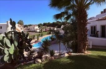 Eladó Spanyolországi tégla lakás hirdetés (79955385)