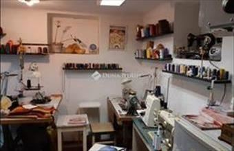 Kiadó Budapest XII. kerületi üzlethelyiség udvarban hirdetés (39678666)