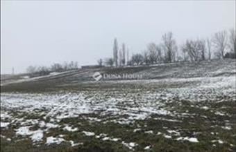 Eladó Fehérvárcsurgói lakóövezeti telek hirdetés (53129948)