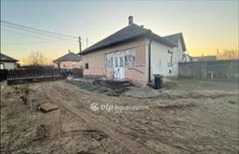 Eladó Újfehértói családi ház hirdetés (56442327)