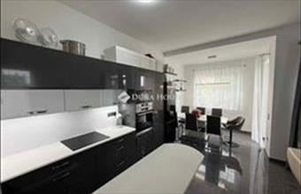 Eladó Váci ikerház hirdetés (76756237)