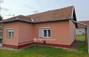 Eladó Gyulai családi ház hirdetés (18739957)