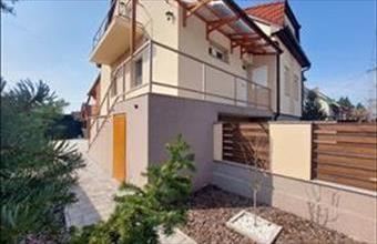 Eladó Budapest XVIII. kerületi ikerház hirdetés (54543628)