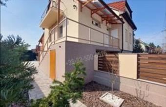 Eladó Budapest XVIII. kerületi ikerház hirdetés (54543628)