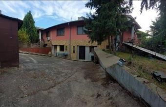 Eladó Majosházai családi ház hirdetés (96365252)