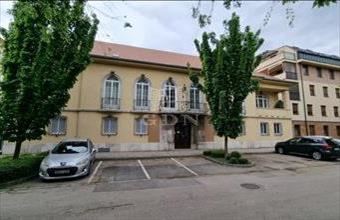 Kiadó Székesfehérvári iroda irodaházban hirdetés (55734469)