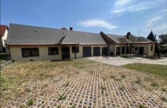 Eladó Pécsi családi ház hirdetés (81932344)