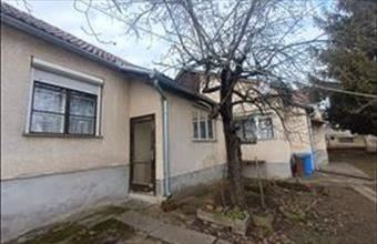 Eladó Pécsi családi ház hirdetés (42363385)