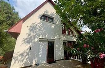 Eladó Pécsi családi ház hirdetés (33994543)