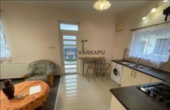 Kiadó Székesfehérvári házrész hirdetés (53394932)