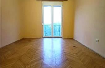 Eladó Pécsi egyéb lakás hirdetés (98483634)