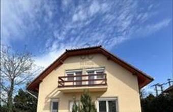 Eladó Mogyoródi ikerház hirdetés (94143331)