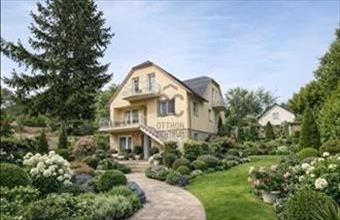 Eladó Balatonfüredi családi ház hirdetés (36845937)