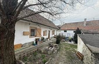 Eladó Tokodi családi ház hirdetés (42436792)