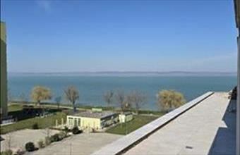 Eladó Siófoki tégla lakás hirdetés (79828737)