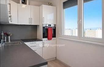 Eladó Veszprémi panel lakás hirdetés (47172931)