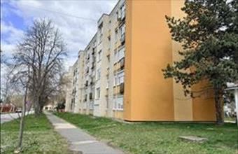 Eladó Oroszlányi panel lakás hirdetés (34974348)