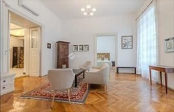 Kiadó Budapest V. kerületi tégla lakás hirdetés (93384554)