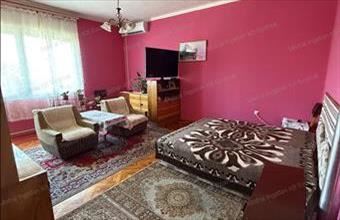 Eladó Szolnoki családi ház hirdetés (43233877)