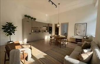 Eladó Mosonmagyaróvári tégla lakás hirdetés (27492624)