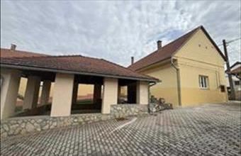 Eladó Pócsai családi ház hirdetés (48258343)