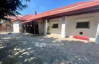 Eladó Sátoraljaújhelyi családi ház hirdetés (33431643)