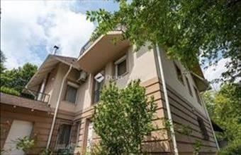 Eladó Budapest II. kerületi családi ház hirdetés (55613582)