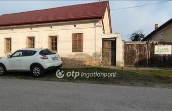 Eladó Őcsényi családi ház hirdetés (33946578)