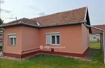 Eladó Gyulai családi ház hirdetés (85372397)