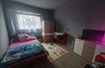 Eladó Üllői családi ház hirdetés (73419249)