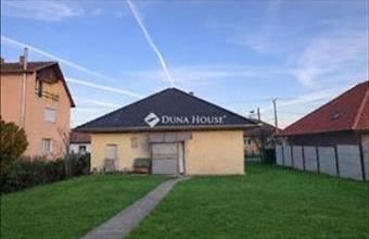 Eladó Úri családi ház hirdetés (39816159)