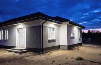 Eladó Kecskeméti ikerház hirdetés (46854543)