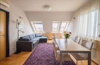 Eladó Budapest VI. kerületi tégla lakás hirdetés (47384381)