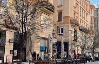 Eladó Budapest V. kerületi tégla lakás hirdetés (33463563)