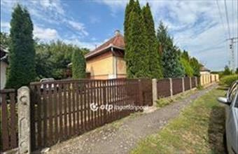 Eladó Dombrádi családi ház hirdetés (44835943)