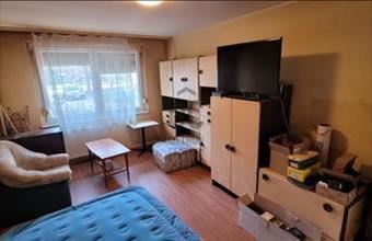 Eladó Budapest X. kerületi panel lakás hirdetés (23427398)