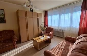 Eladó Szombathelyi csúsztatott zsalus lakás hirdetés (55429181)