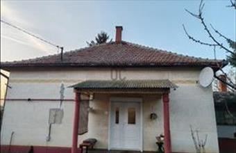 Eladó Tiszapüspöki családi ház hirdetés (19537432)