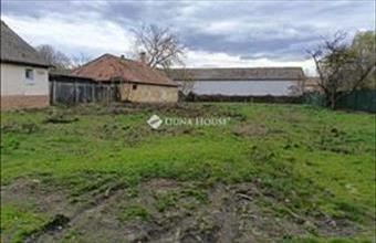 Eladó Albertirsai lakóövezeti telek hirdetés (71254935)