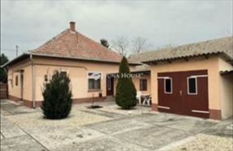 Eladó Mezőkovácsházai családi ház hirdetés (72899667)