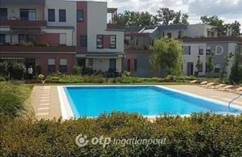 Eladó Balatonalmádi tégla lakás hirdetés (89543259)