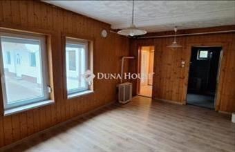 Eladó Gödöllői családi ház hirdetés (23425447)