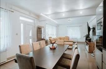 Eladó Gödöllői családi ház hirdetés (78615294)