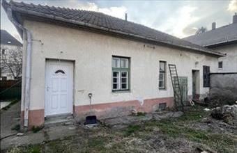 Eladó Hegyeshalomi családi ház hirdetés (34437992)