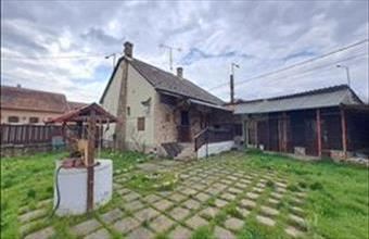 Eladó Budakalászi családi ház hirdetés (55114664)