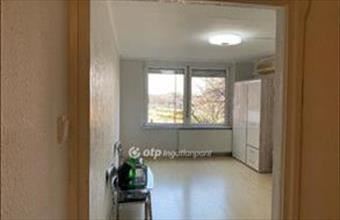 Eladó Budapest X. kerületi csúsztatott zsalus lakás hirdetés (43373457)