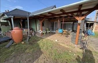 Eladó Szombathelyi családi ház hirdetés (36443444)