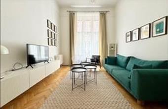 Kiadó Budapest V. kerületi tégla lakás hirdetés (84494597)