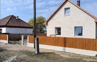 Eladó Tápiószentmártoni családi ház hirdetés (79629331)